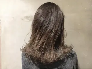 ミディアム カラー 牛山 静香のマツエク・マツパデザイン