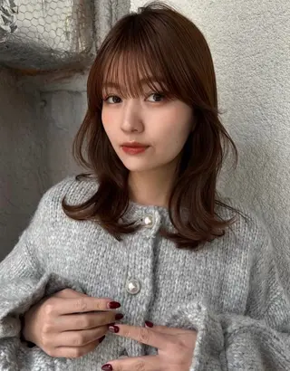 セミロング カラー たなか ゆうなのヘアスタイル