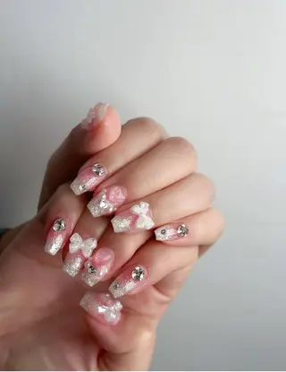 ネイル Lyna 池袋のネイルデザイン