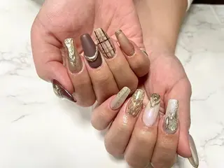 ネイル PｰPOP所属・青木 ひろえのネイルデザイン