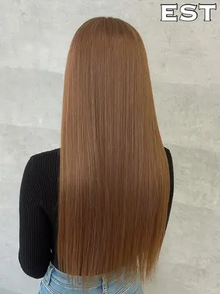 ロング カラー MORI MARIKAのヘアスタイル