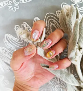 ネイル 河野ちえ (雑誌掲載サロン)のネイルデザイン