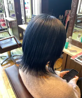 ミディアム duaPAPASS 森本歩のヘアスタイル