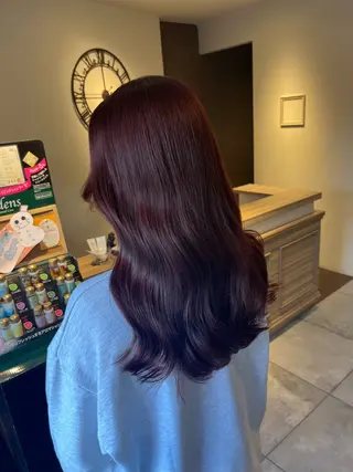 ロング カラー 川越 輝梨奈のヘアスタイル