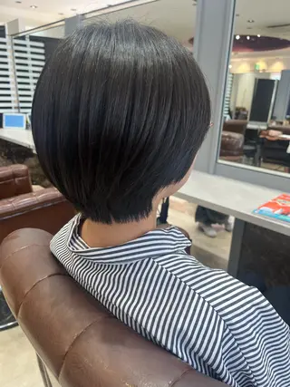 ショート 鳥見 若菜のヘアスタイル
