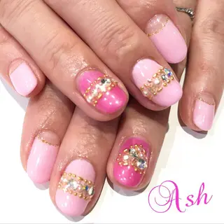 ネイル 🩵NORIKO 上品ネイルが得意🩵のネイルデザイン