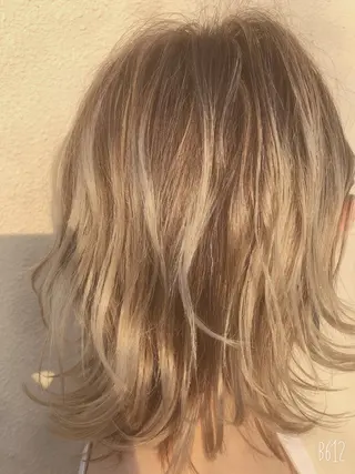 ショート カラー モテ髪作ります✨ NAGISAのヘアスタイル