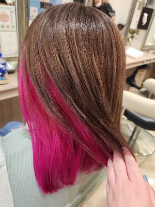 ミディアム カラー 推しアニメカラー🌈 ツヤ透明感カラー🦄のヘアスタイル