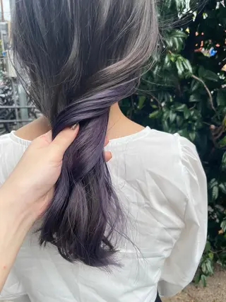 ロング カラー akane .のヘアスタイル