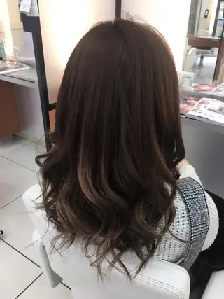 カラー N° jillva ♦️川端裕司♦️のヘアスタイル