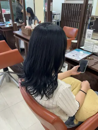 セミロング カラー ⛄️カラーモデル /艶カラー/あい⛄️のヘアスタイル