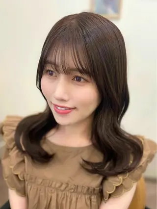 ミディアム 平野 沙織のヘアスタイル