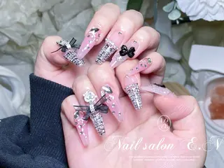 ネイル E.N🦋 長さ出し/持ち込みのネイルデザイン