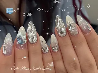ネイル One Plus Nail Salonのネイルデザイン