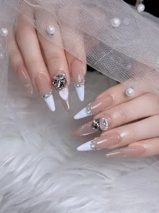 ネイル Lumi Shinokuboのネイルデザイン