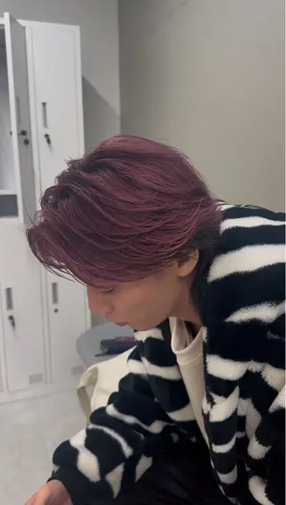 ミディアム カラー メンズ ニュアンス/フェザー /ウルフ/伶馬のヘアスタイル