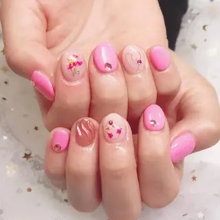 カラー ネイル Q Free nailsのネイルデザイン