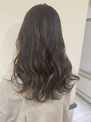 セミロング カラー ☁Neolive .Ayana✂️のヘアスタイル