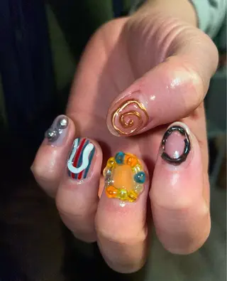 ネイル KUU所属・Sae ⭐️のネイルデザイン