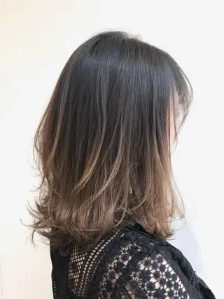 セミロング 似合わせ艶髪カラー ❤️ハダユミのヘアスタイル