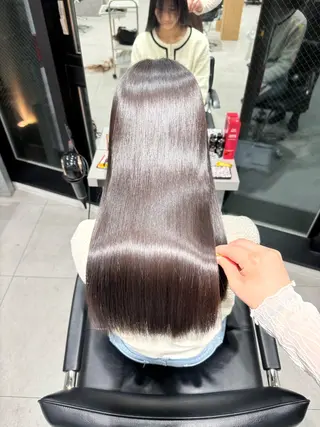 セミロング RAF TOKYO 薬院店所属・福岡／艶髪カラー/ 髪質改善/SAEのヘアスタイル