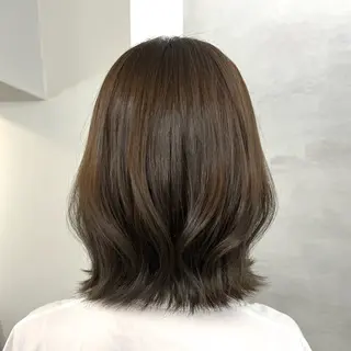 ミディアム カラー invitation   栄所属・suzu invitationのヘアスタイル