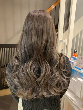 ロング カラー 🌈評価No.1🌈 艶髪カラー❌エクステのヘアスタイル