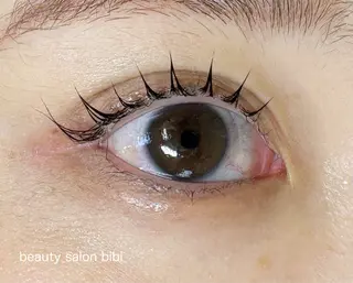 マツエク・マツパ 美容室 美美所属・髙坂 友香のエステ・リラクイメージ