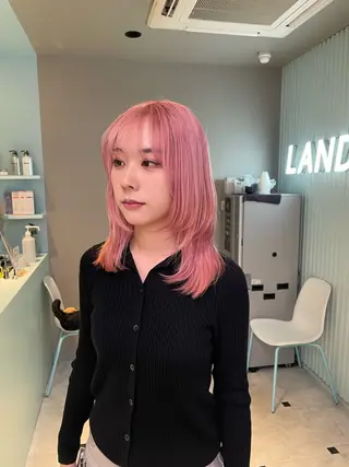 ミディアム ブリーチ✖️ 縮毛LANDのヘアスタイル