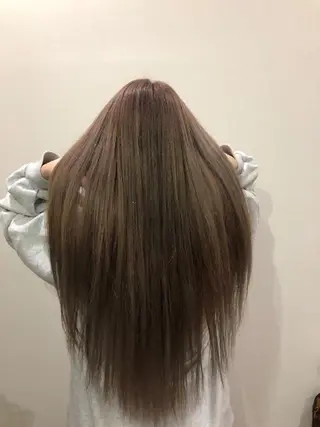 ロング ブリなしWカラー✨️ 髪質改善【タケル】のヘアスタイル