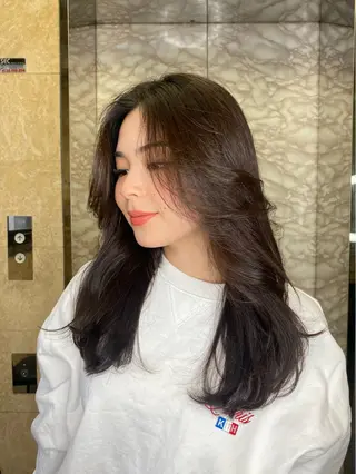 ロング カラー オリーブベージュ 🫒🩶Rianaのヘアスタイル