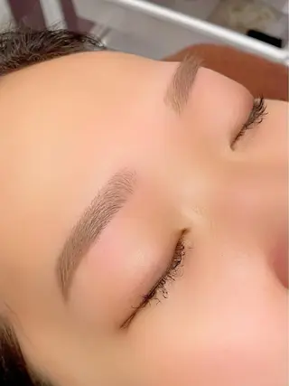 アイブロウ felim 塚口店所属・felim 川上 桃佳のマツエク・マツパデザイン