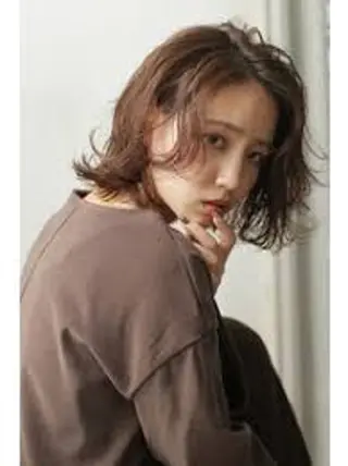 ショート 藤井 菜緒のヘアスタイル