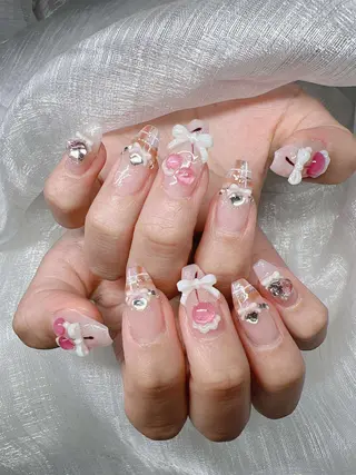 ネイル Lee Nailsのネイルデザイン