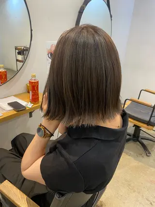 ショート カラー 平川 夏海のヘアスタイル