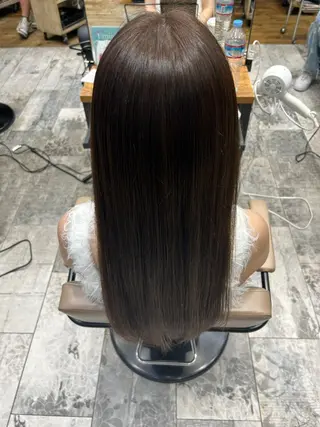 ロング カラー 和田 茉日琉のヘアスタイル