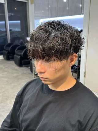 パーマ メンズ fifth men's原宿所属・fifth/原宿/ シャドウパーマ/カズのヘアスタイル
