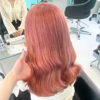 ミディアム カラー ボブ/艶カラー/ 暖色/Natsukiのヘアスタイル