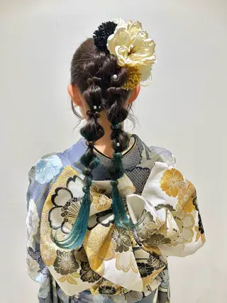 ロング ホラオク カナエのヘアスタイル