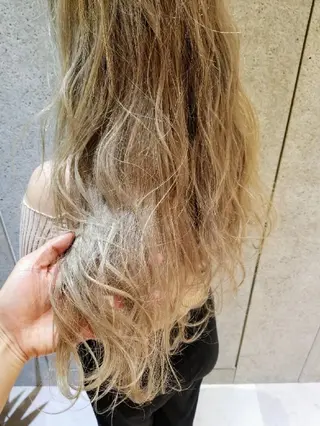 ロング カラー La fith hair 池袋店所属・🔴赤み消し/ 艶カラー落合　優🔴のヘアスタイル