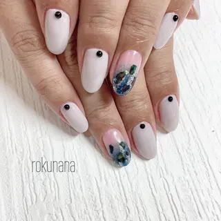 ネイル rokunana 佐野のネイルデザイン