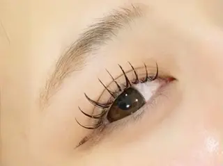 マツエク・マツパ tear🖤/ eye / nailのマツエク・マツパデザイン