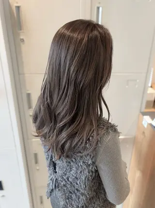 ロング 井上 樹のヘアスタイル