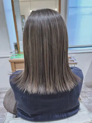 ミディアム カラー KURIYAMA Rimのヘアスタイル