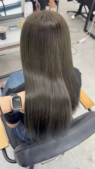 ロング カラー 赤み無し柔らかカラー 【梅田】madokaのヘアスタイル