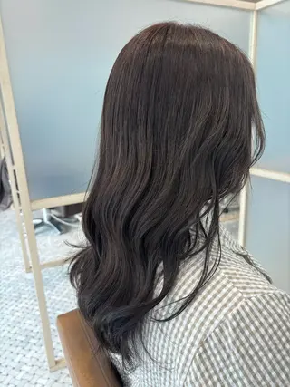 ロング Zina福岡天神 寺倉幸歩のヘアスタイル