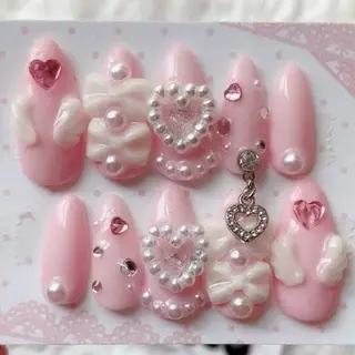 ネイル Lee Nailsのネイルデザイン