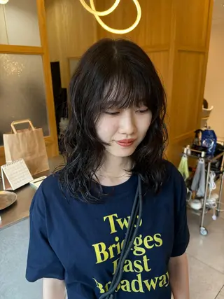 セミロング パーマ three.大手前店所属・three. 牧薗 里央のヘアスタイル