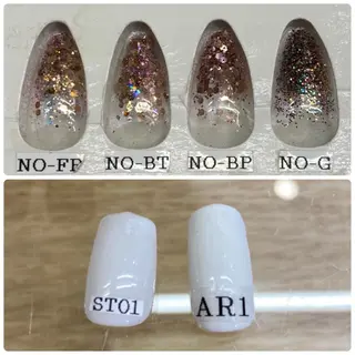 ネイル classic 新横浜所属・山田 暉のネイルデザイン