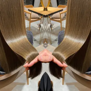 セミロング ✨髪質改善　美髪✨ 縮毛　井上 大誠のヘアスタイル